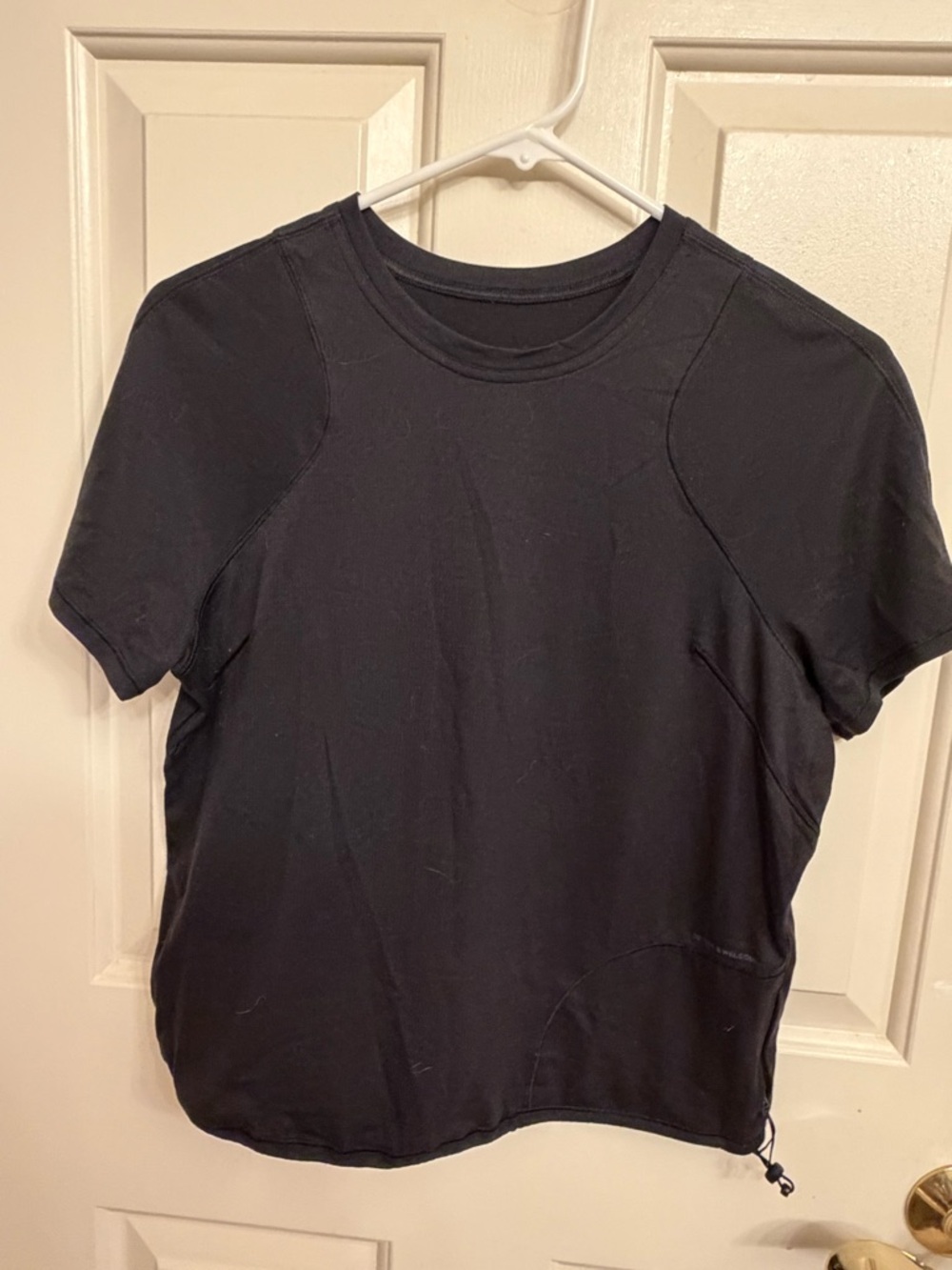 Lululemon hiking top Classic Black Short Sleeve Crewneck Tee